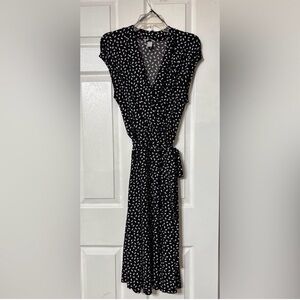 H&M Women’s Large Black and White Leaf Print Midi Dress